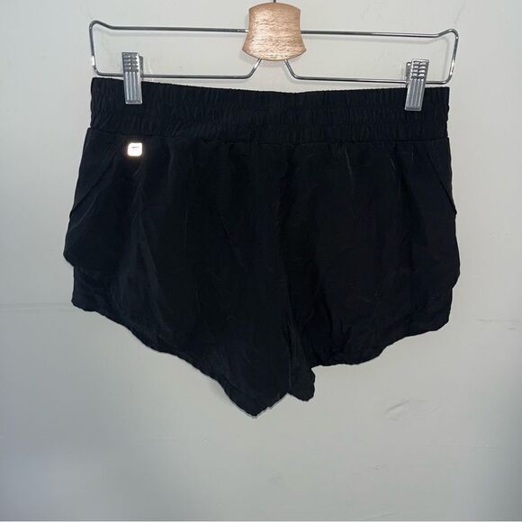Fabletics Black Run Short - Picture 3 of 7